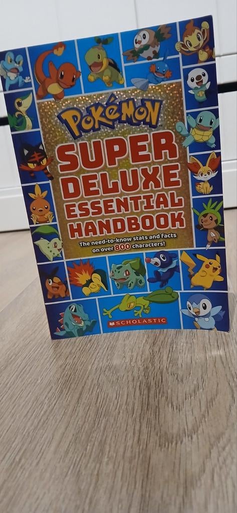 Pokemon: Super Deluxe Essential Handbook, Ophalen, Zo goed als nieuw, Overige onderwerpen, Los deel