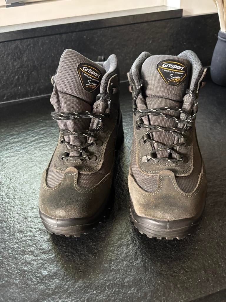 Wandelschoenen, Ophalen of Verzenden, Zo goed als nieuw, Schoenen