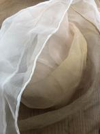 Doorschijnende dunne kleine zijde vierkante sjaal beige, Maat 46/48 (XL) of groter, Ophalen of Verzenden, Zo goed als nieuw, X