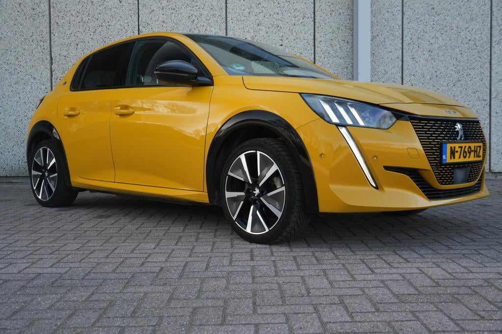 Peugeot E-208 EV Allure 50 kWh GT PACK BTW/Camera/cruise/sto, 136 pk, Gebruikt, Overige kleuren, 136 min