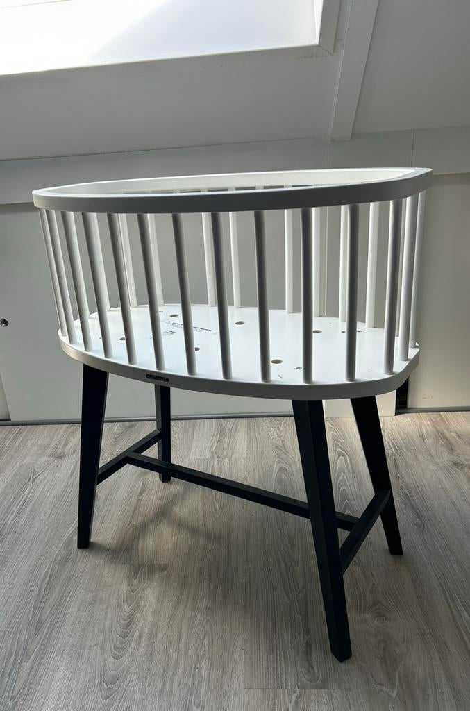 Kidsmill wieg wit/zwart, Kinderen en Baby's, Babywiegjes en Ledikanten, Ophalen, Zo goed als nieuw, Wieg