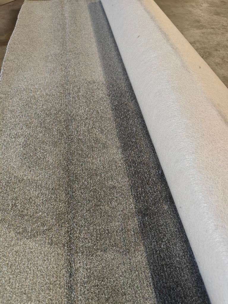 Mooie coupon tapijt licht grijs 500 x 400, Ophalen, Nieuw, Minder dan 10 m², Grijs