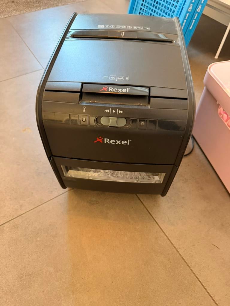 Papierversnipperaar, Ophalen, Gebruikt