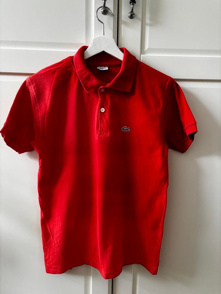 Lacoste jongen polo licht rood, Kinderen en Baby's, Kinderkleding | Maat 176, Ophalen of Verzenden, Gebruikt, Jongen, Shirt of Longsleeve