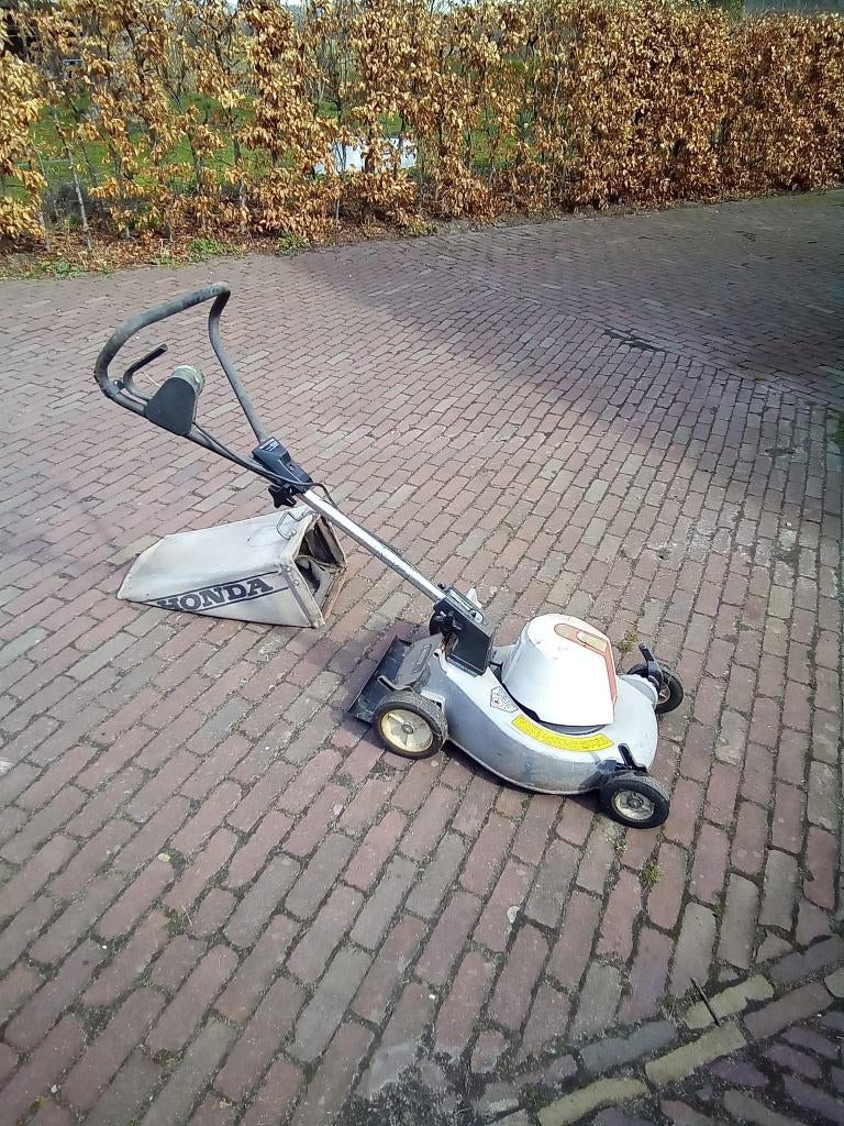 Grasmaaier elektrisch Honda, Tuin en Terras, Grasmaaiers, Ophalen, Honda grasmaaier, Gebruikt, Elektrische grasmaaier