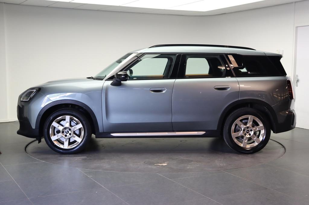 MINI Countryman C Automaat / Favoured / Pakket S / 18" Aster, Auto's, Mini, Gebruikt, Euro 6, Met garantie (alle), 3 cilinders