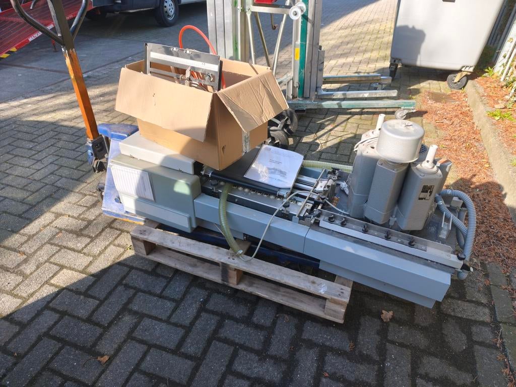 Vouwmachine incl toebehoren, Ophalen