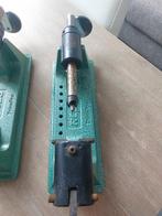 T.E.A.B. Rcbs case trimmer en case tumbler, Ophalen of Verzenden, Gebruikt