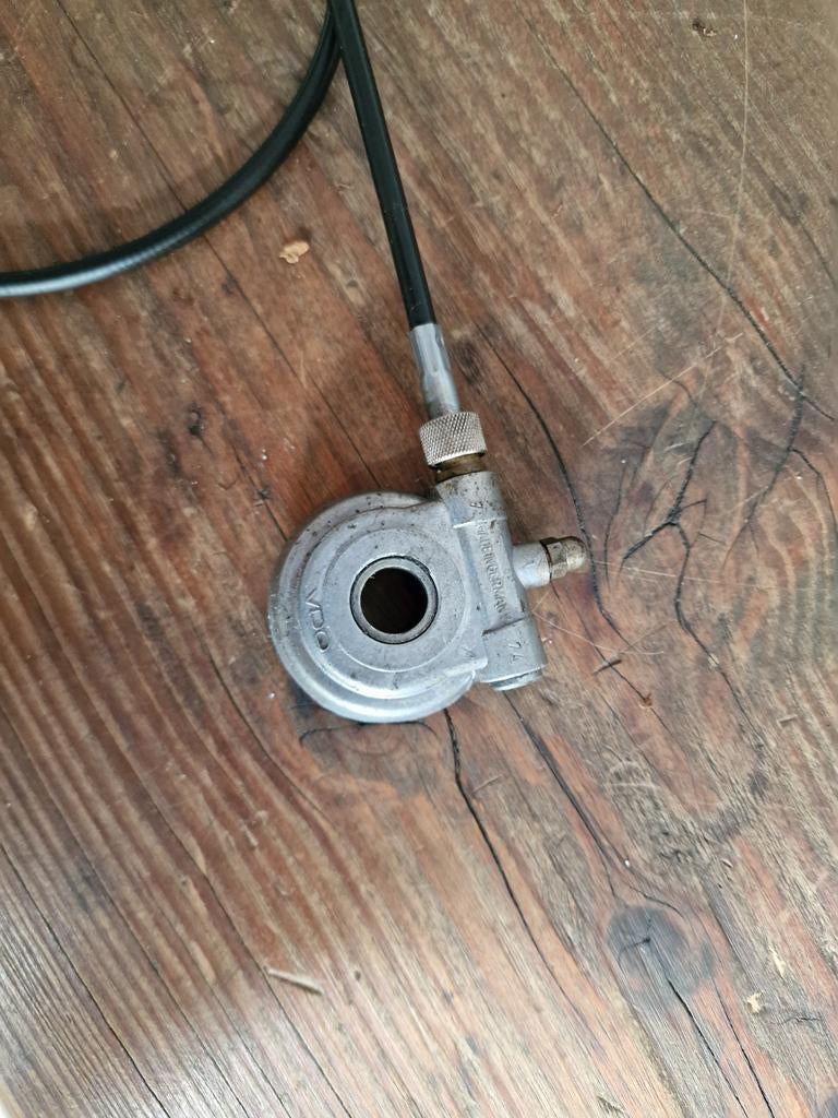 Kreidler VDO telleraandrijver, met originele kabel. 17 inch, Ophalen of Verzenden, Overige typen