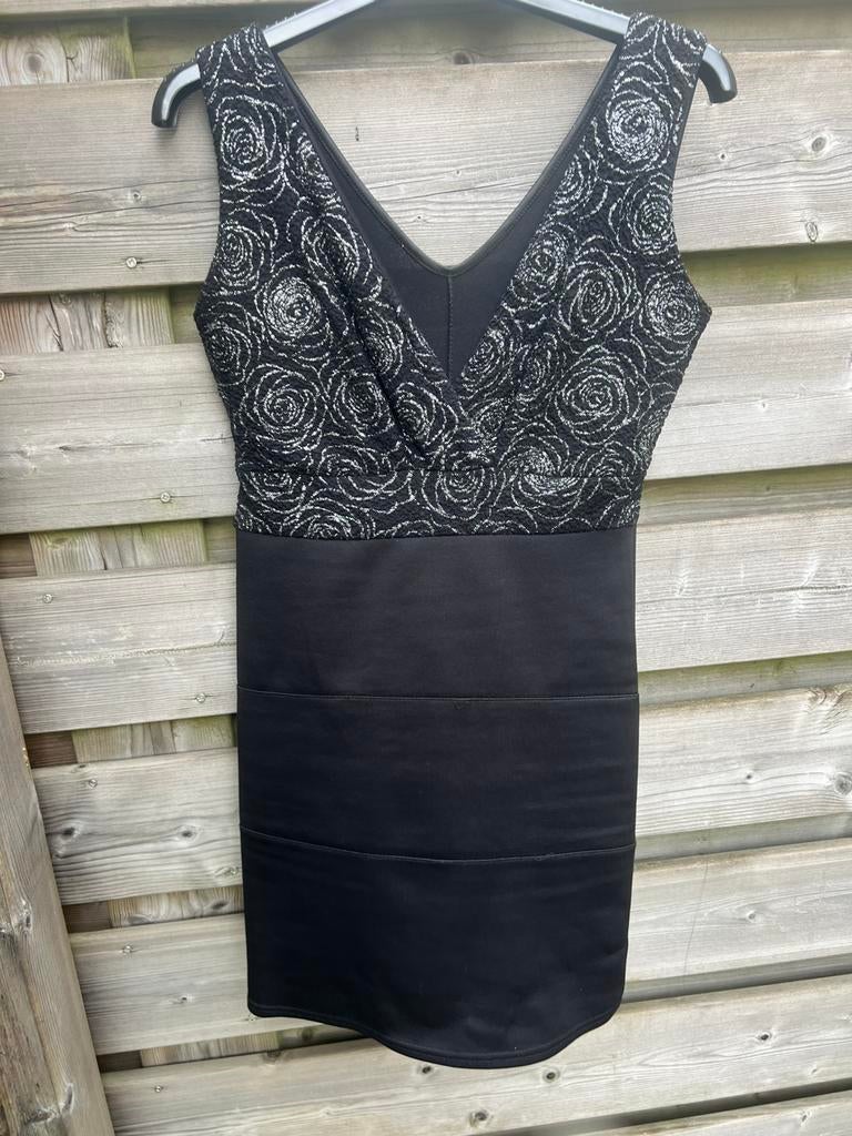 ( Gala ) jurkje., Kleding | Dames, Jurken, Ophalen of Verzenden, Zo goed als nieuw, Zwart, Boven de knie