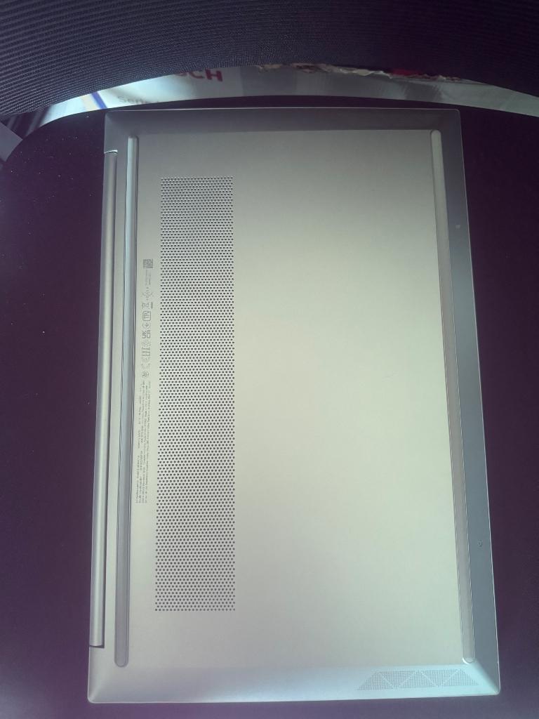 HP Pavilion 15-eh3840nd, 2 tot 3 Ghz, 15 inch, Ophalen of Verzenden, Zo goed als nieuw