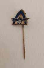 Vintage speldje van het merk Hanomag, Ophalen of Verzenden, Gebruikt, Transport, Speldje of Pin