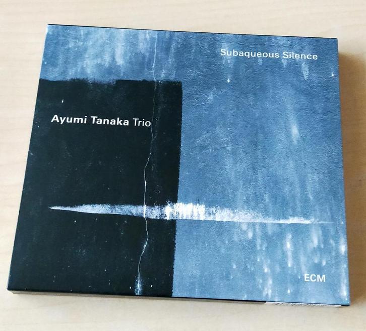 Ayumi Tanaka Trio - Subaqueous Silence CD 2021 ECM, Cd's en Dvd's, Cd's | Jazz en Blues, Zo goed als nieuw, Jazz, 1980 tot heden