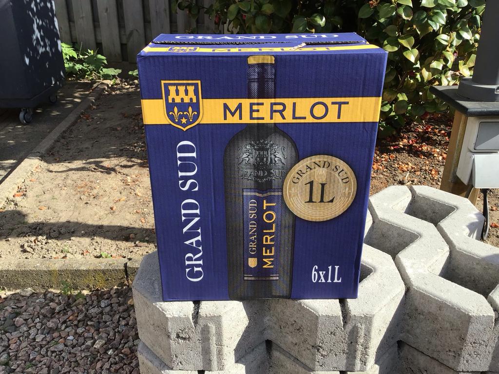 Grand Sud Merlot - 1 of 2 dozen met 6 flessen van 1 liter, Ophalen, Frankrijk, Nieuw, Rode wijn