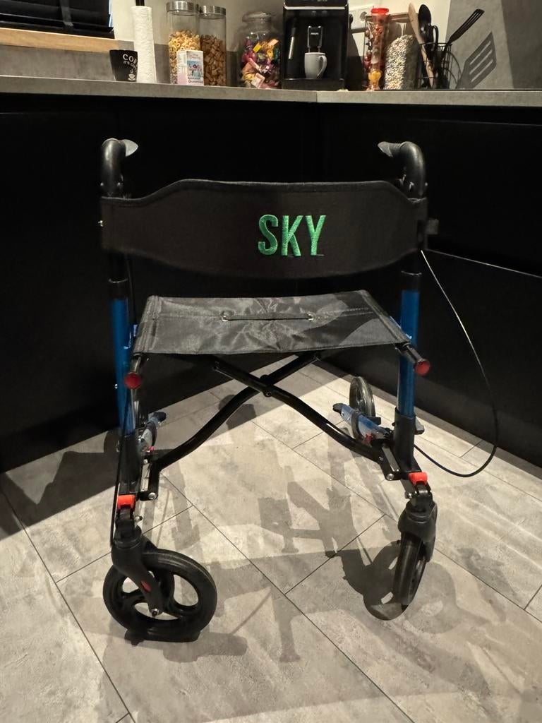 Sky opvouwbare rollator, Ophalen, Zo goed als nieuw