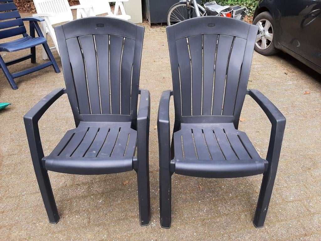 2 Keter zwarte verstelbare tuinstoelen, Ophalen