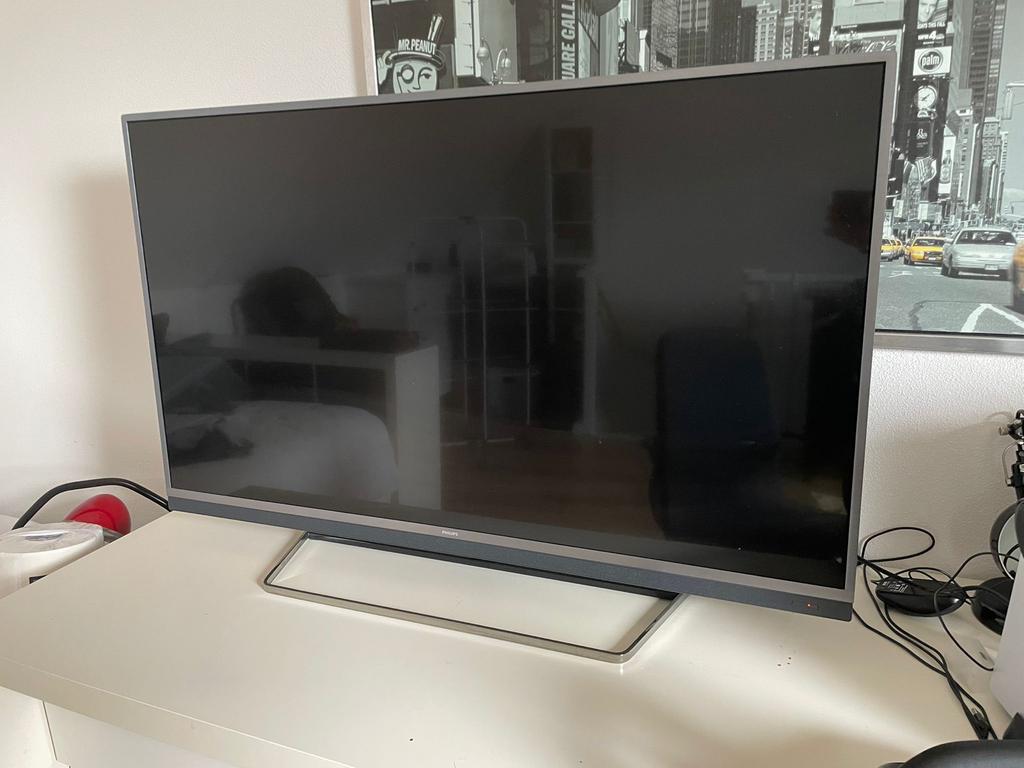 Philips tv met ambilight, Ophalen, Philips, Gebruikt, 50 Hz