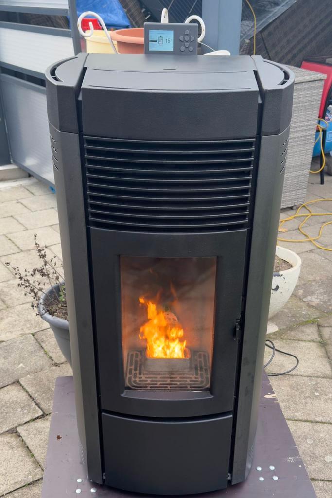 Pelletkachel MCZ MUSA AIR M+ 12kw met wifi en 3 ventilatoren, Huis en Inrichting, Kachels, Pelletkachel, Overige brandstoffen