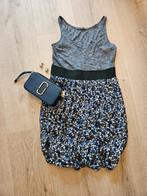 Grijze Zara jurk met bloemen // Maat M/L, Verzenden, Zara, Maat 42/44 (L), Zo goed als nieuw