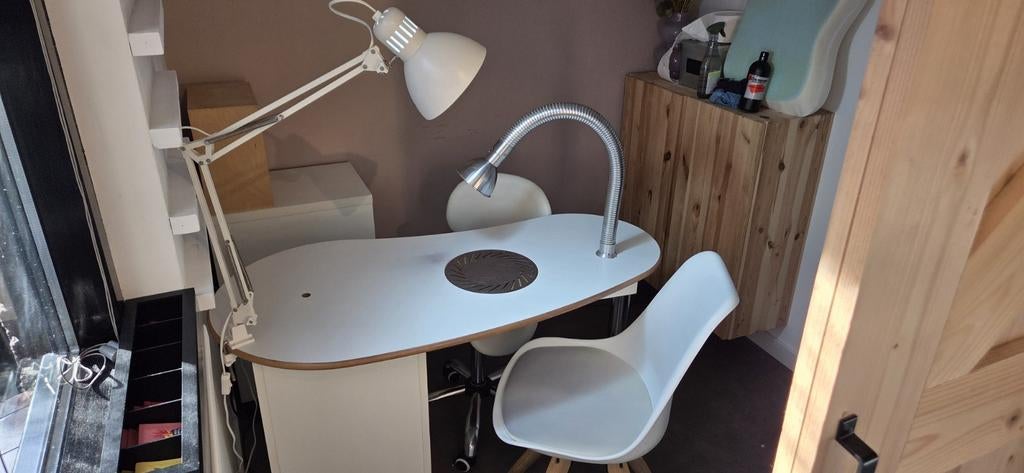 Purex nageltafel, Ophalen, Gebruikt, Wit, Handen en Nagels