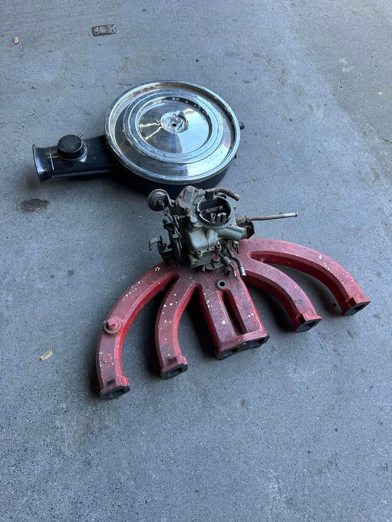 Spruitstuk en carburateur Slant Six motor, Ophalen of Verzenden, Gebruikt, Amerikaanse onderdelen