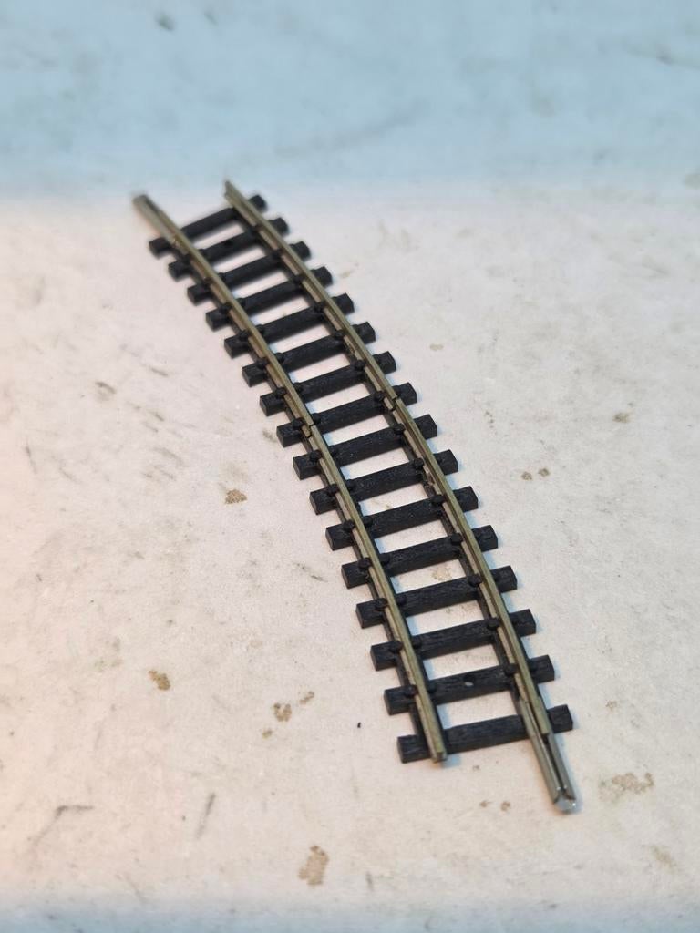 Minitrix 4984 Scheidingsrails - Meerdere stuks, Hobby en Vrije tijd, Gelijkstroom of Wisselstroom, Trix, Rails, Ophalen of Verzenden