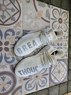 Adidas human race, Kleding | Heren, Schoenen, Ophalen of Verzenden, Zo goed als nieuw, Sneakers of Gympen