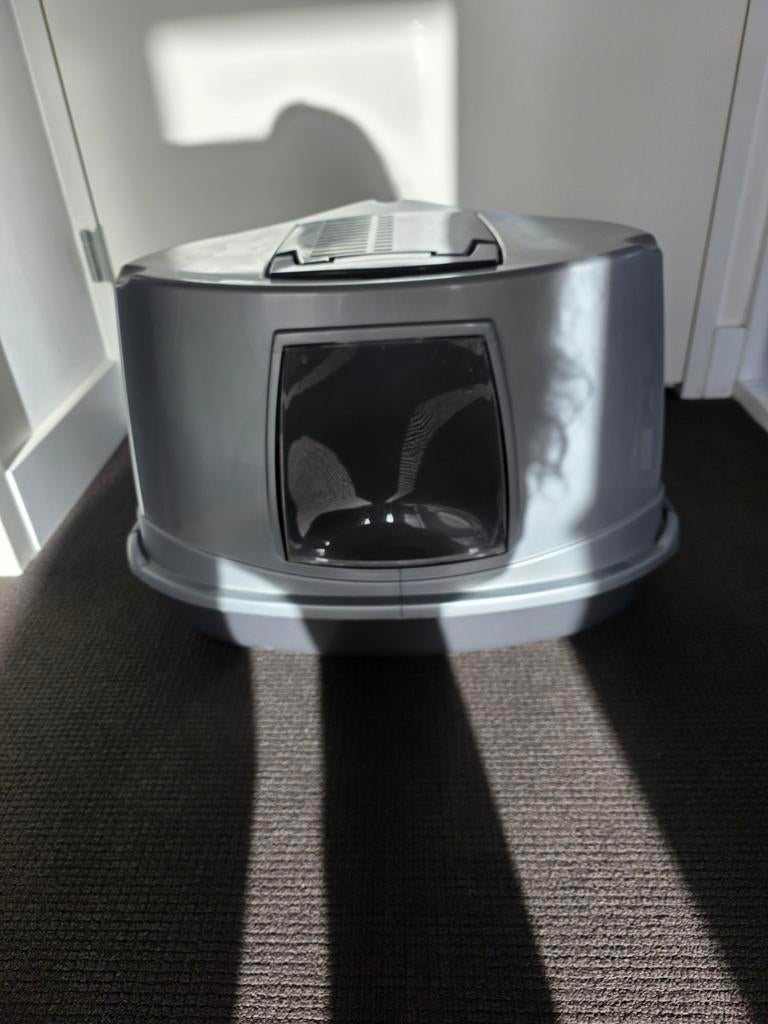 Kattenbak hoek, Ophalen, Gebruikt, Krabmeubel-onderdelen