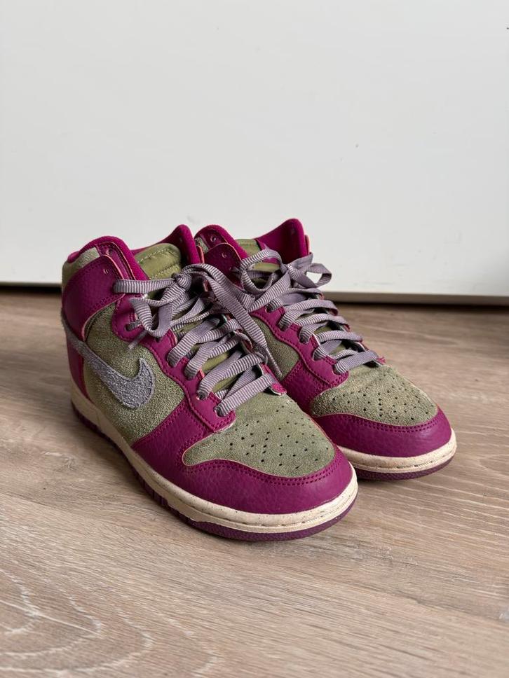 Nike Dunk High FB1273-500 - Maat 37.5, Kleding | Dames, Schoenen, Zo goed als nieuw, Sneakers of Gympen, Overige kleuren, Ophalen of Verzenden