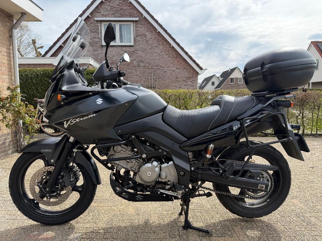 Suzuki DL650 V-strom | Black Rhino | Comfort zadel | Givi, 2 cilinders, Motorrijbewijs A, Gebruikt, Particulier