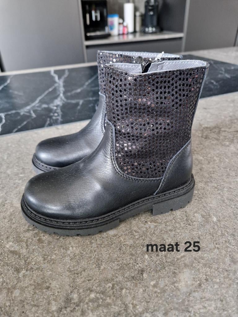 Laarsjes maat 25 nieuw, Kinderen en Baby's, Kinderkleding | Schoenen en Sokken, Meisje, Nieuw, Ophalen of Verzenden, Laarzen