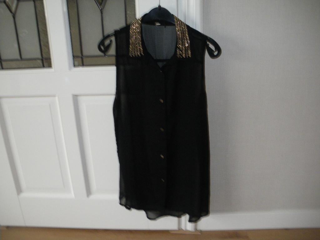 mooi zwart mouwloos zomer blousje siersteentjes hstra 40, Ophalen of Verzenden, Zo goed als nieuw, Maat 38/40 (M), Zwart