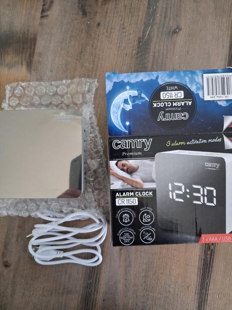 Camry CR 1150 Wekker met Spiegel Display en Temperatuur, Ophalen of Verzenden, Nieuw, Digitaal