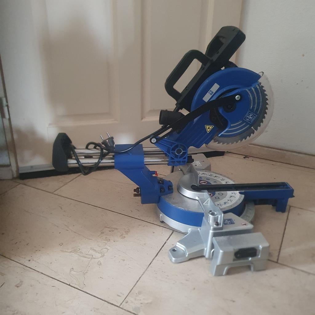 Zo goed als nieuwe Elektrische trekzaag, 70 mm of meer, Ophalen of Verzenden, Zo goed als nieuw, Afkortzaag