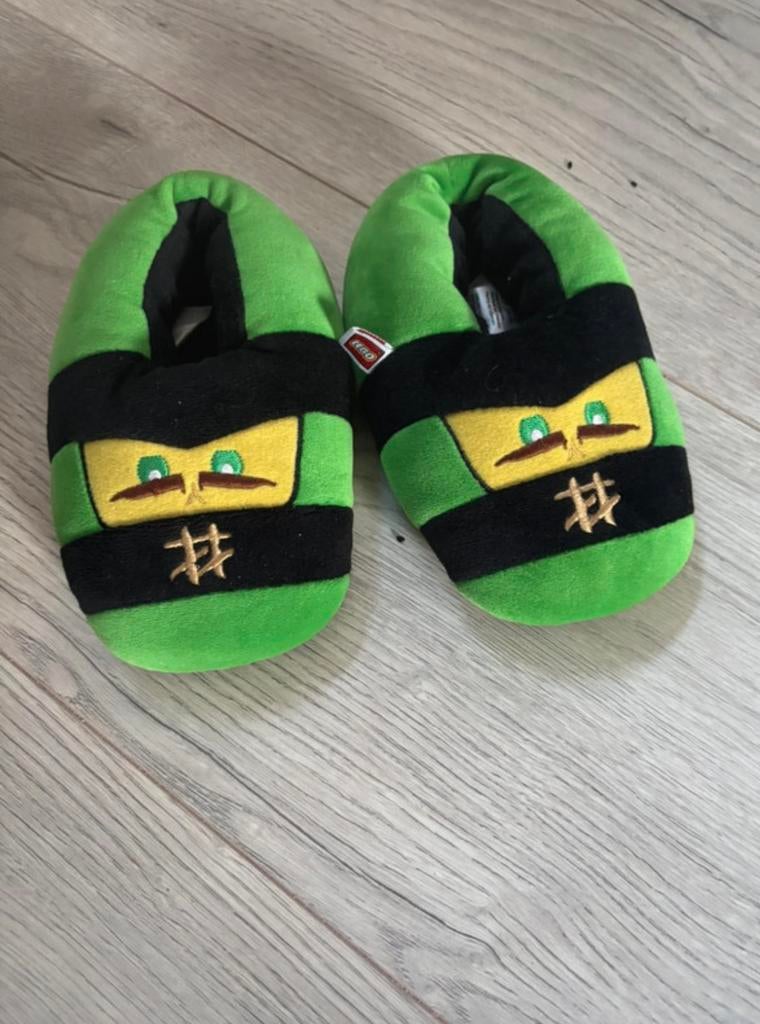 Ninjago sloffen, Ophalen of Verzenden, Zo goed als nieuw, Jongen of Meisje, Overige typen