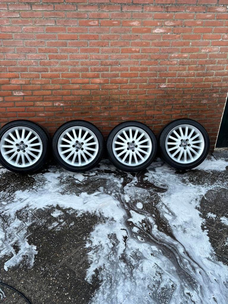 Volvo 17 inch velgen 5x108 met goede banden (205/45 R17), Ophalen, Gebruikt