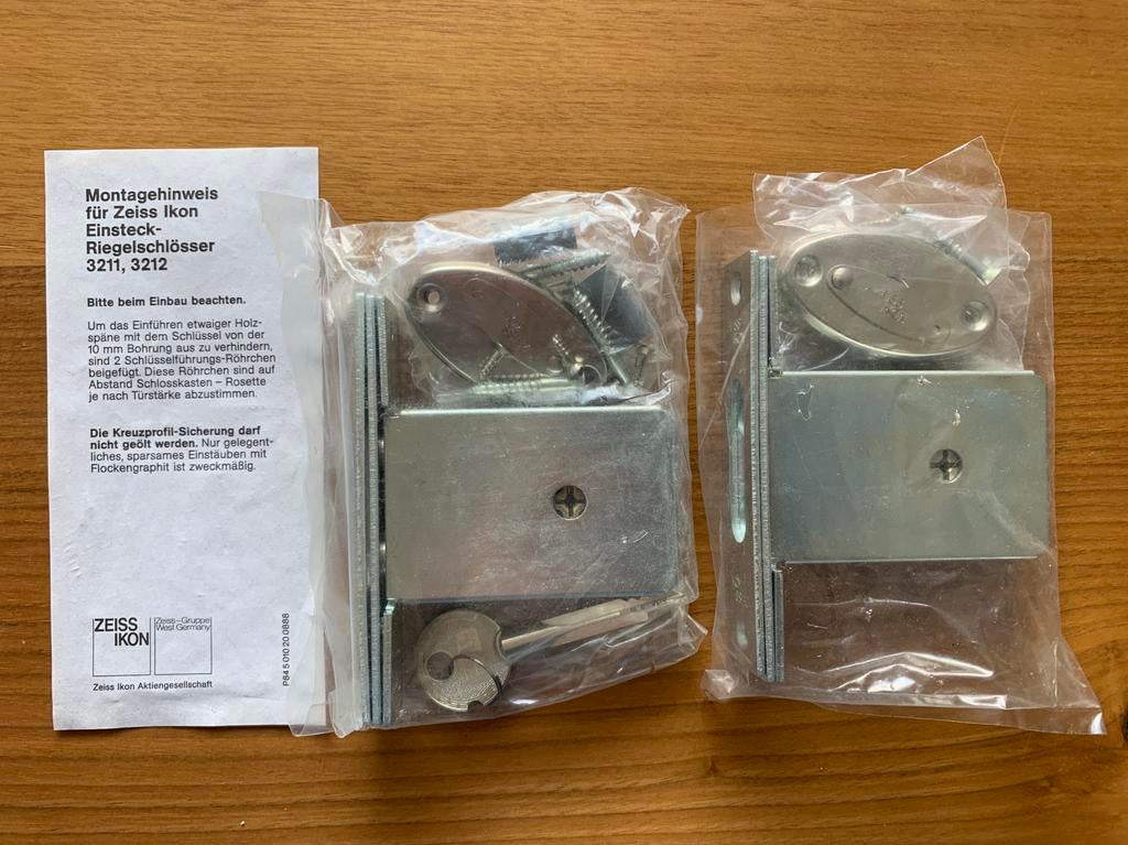 Twee ZEISS IKON PENSLOTEN 3211 **SKG (Ongebruikt), Ophalen of Verzenden, Nieuw, Overige materialen, Slot