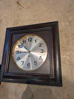 Oude wand klok. €20., Ophalen