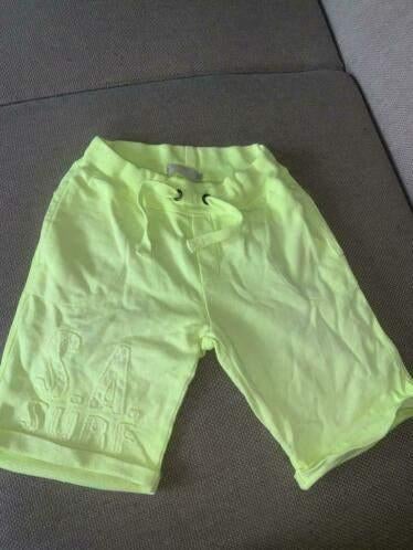 Name-it 122 short soft neon geel korte broek vlekken, Kinderen en Baby's, Kinderkleding | Maat 122, Broek, Gebruikt, Verzenden