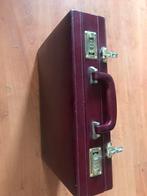 Vintage bruine leren attaché-aktetas: harde laptoptas, Sieraden, Tassen en Uiterlijk, Koffers, Gebruikt, Hard kunststof, Minder dan 50 cm