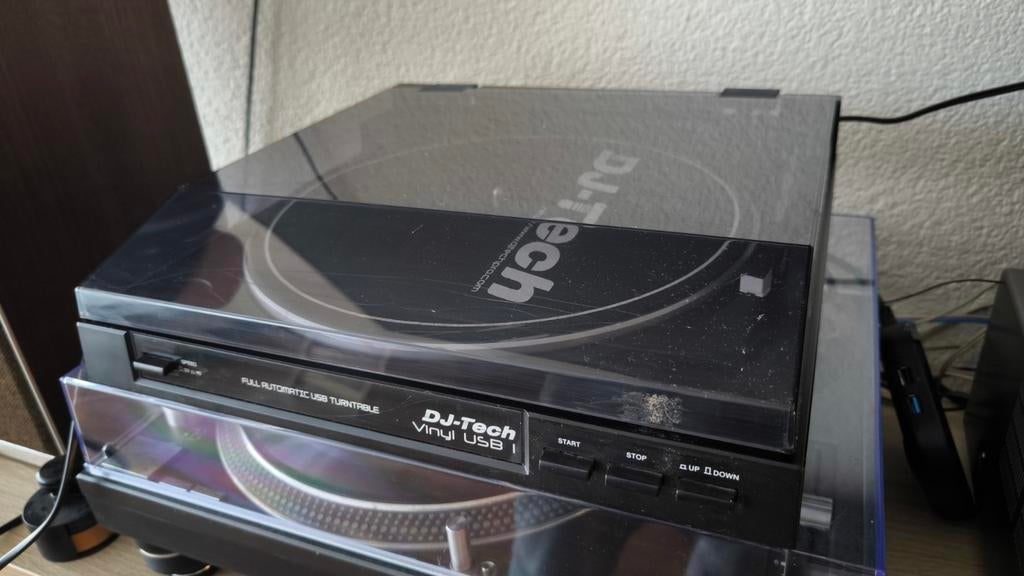 Dj tech vinyl usb 1 draaitafel platenspeler automatic, Muziek en Instrumenten, Dj-sets en Draaitafels, Ophalen of Verzenden, Overige merken