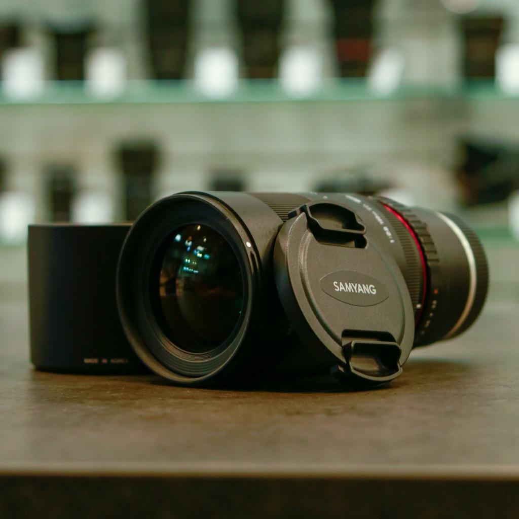 Samyang 100mm f/2.8 ED UMC Macro (Hilversum), Niet ingevuld, Gebruikt, Niet ingevuld, Ophalen of Verzenden