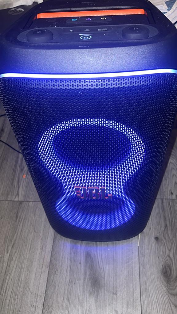 JBL Soundbox - Krachtig geluid met lader en gratis tas!, Ophalen of Verzenden, Gebruikt, Overige typen, JBL