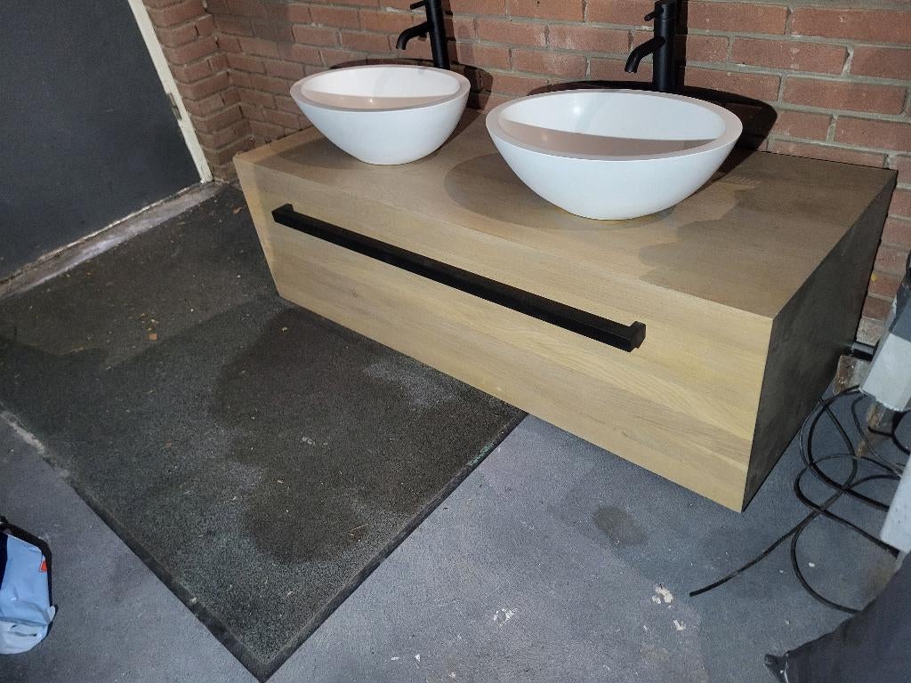 Wastafel wasbak kraan, Ophalen, Minder dan 50 cm, Gebruikt, 100 tot 150 cm