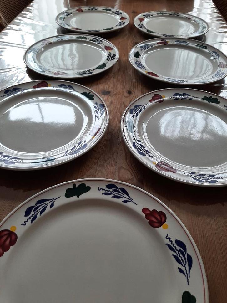 BOERENBONT BOCH - 7 DINERBORDEN - DIA27,3 CM, Huis en Inrichting, Keuken | Servies, Zo goed als nieuw, Bord(en), Boerenbont, Aardewerk