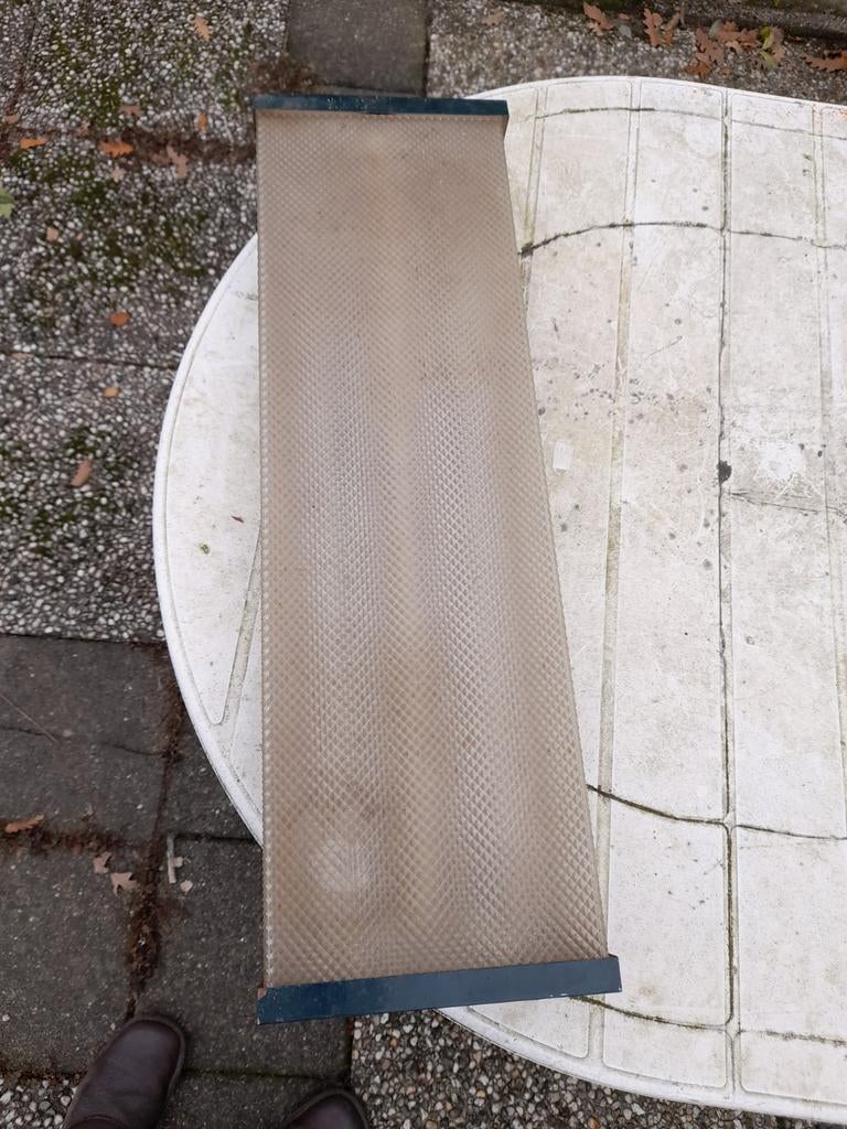TL bak en 2 reserve tl lampen, Ophalen, Gebruikt