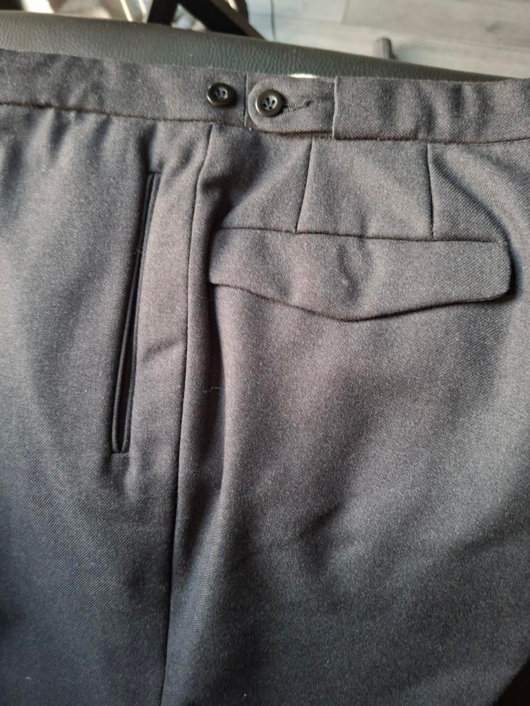 Donkergrijs colbert met pantalon, Kleding | Heren, Kostuums en Colberts, Ophalen of Verzenden, Zo goed als nieuw, Zwart