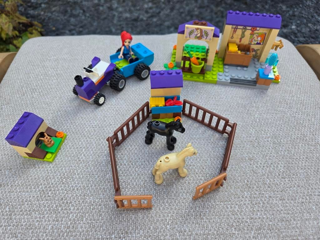 LEGO 41361 Friends Mia's veulenstal, Lego, Friends, Ophalen of Verzenden, Zo goed als nieuw