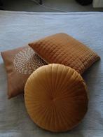 3 Nieuwe Oranje Kussens ** Mimosa **, Ophalen of Verzenden, Nieuw, Oranje, Overige vormen