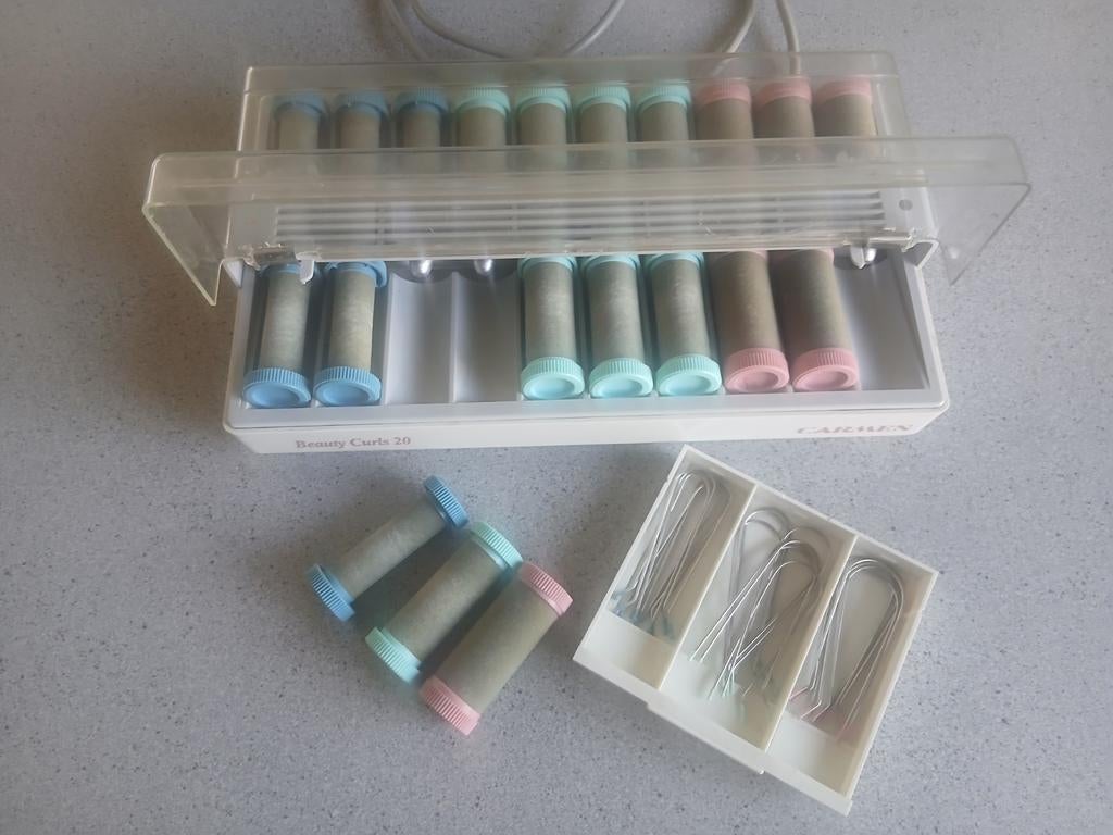 Carmen Krulset met 20 fluwelen rollers en clips, Ophalen of Verzenden, Gebruikt, Krultang of Stijltang